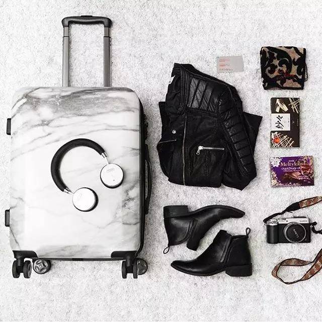 旅行时不累的行李箱,去旅行的前一天晚上整理行李箱