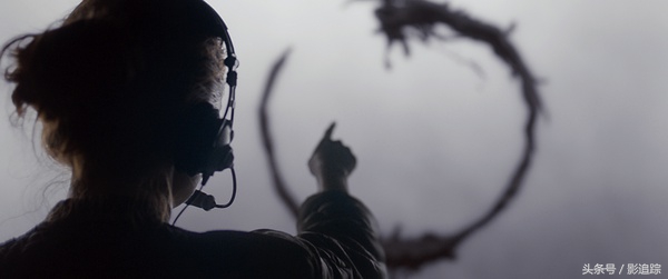 科幻片降临地球,科幻电影降临片段