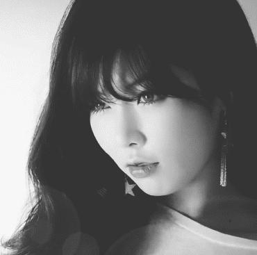 如何保持口红一天到晚不掉色,揭秘口红