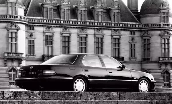 谦谦君子亦需V8！雷克萨斯LS家族历史