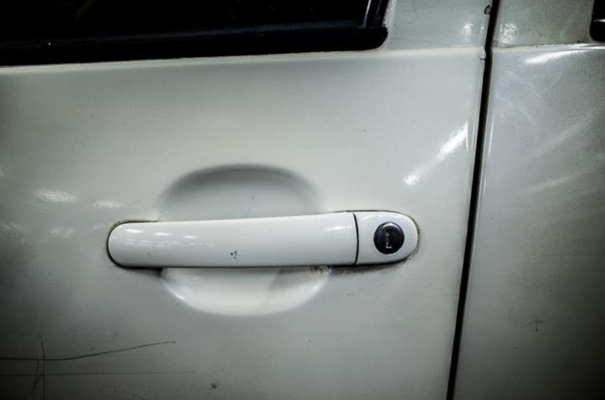 车划痕快速修复方法,车划痕自己修复小妙招