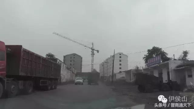 钟灵秀图片,钟灵秀一字马