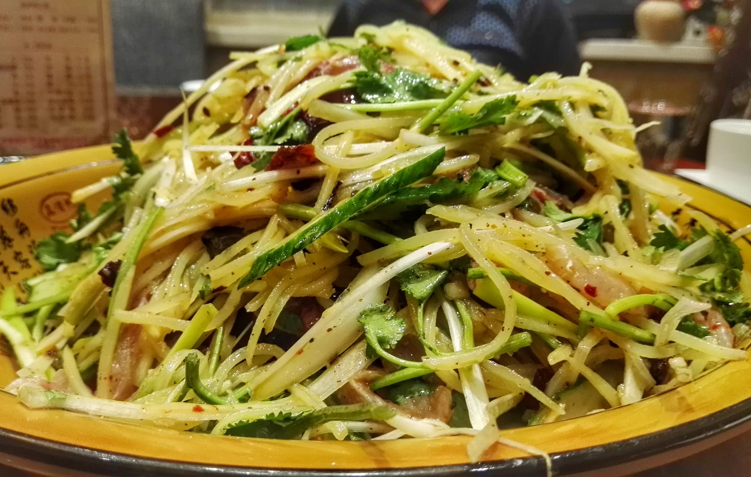 同江市生鱼片哪家好吃,同江赫哲美食