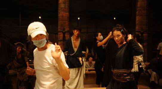 周星驰李小龙先生,周星驰跟李小龙的功夫谁厉害