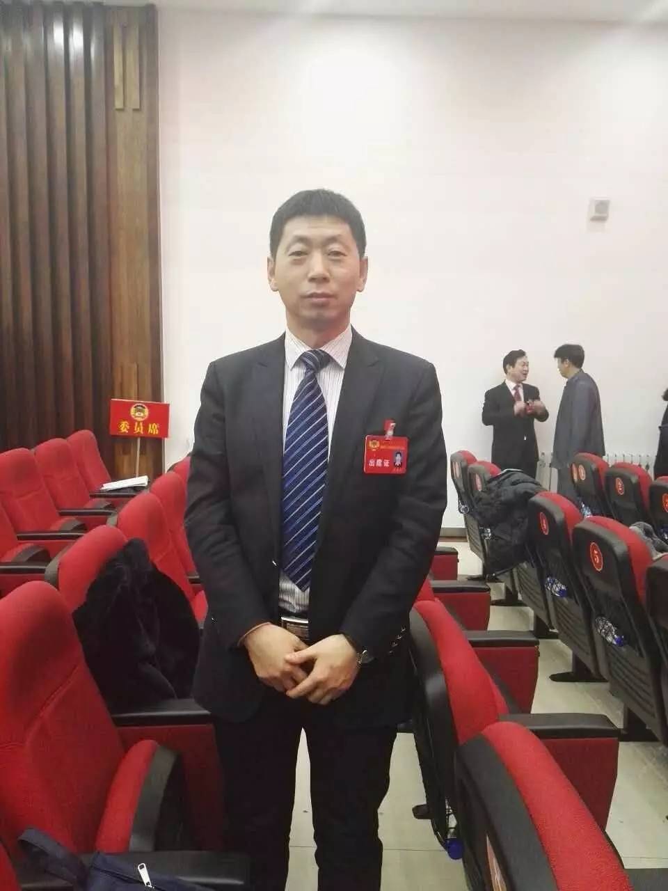 聚焦两会政协委员谈报告,聚焦两会区人大代表热议工作报告