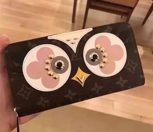 为了巴结中国消费者，这些国际大牌的鸡年新设计是Real辣眼睛……