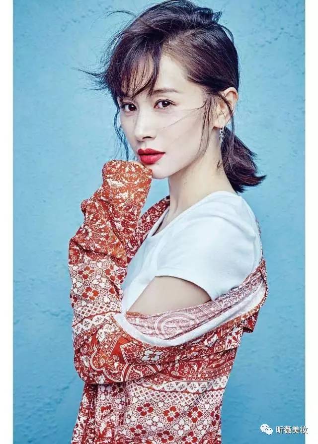 明星都爱的低马尾,超有氛围感的双马尾简单教程