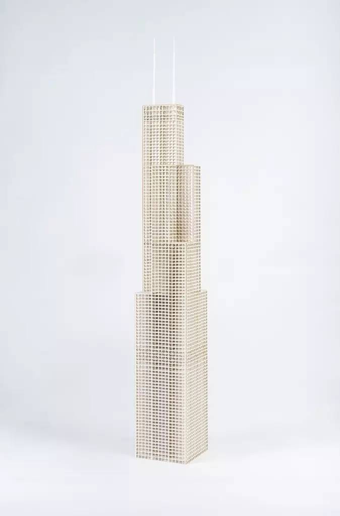 摩天大楼的浪漫 (浪漫的摩天大楼)