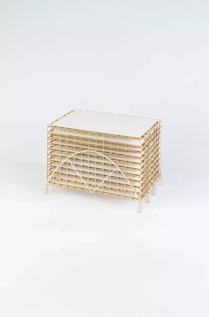 摩天大楼的浪漫 (浪漫的摩天大楼)