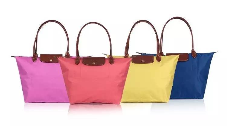 辣妈带娃出门必备清单,辣妈每天都想给宝贝打扮的美美哒