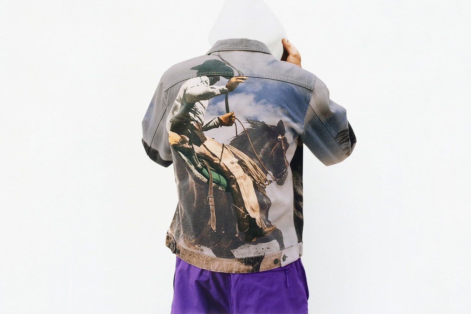 supreme现在主理人,supreme设计主管