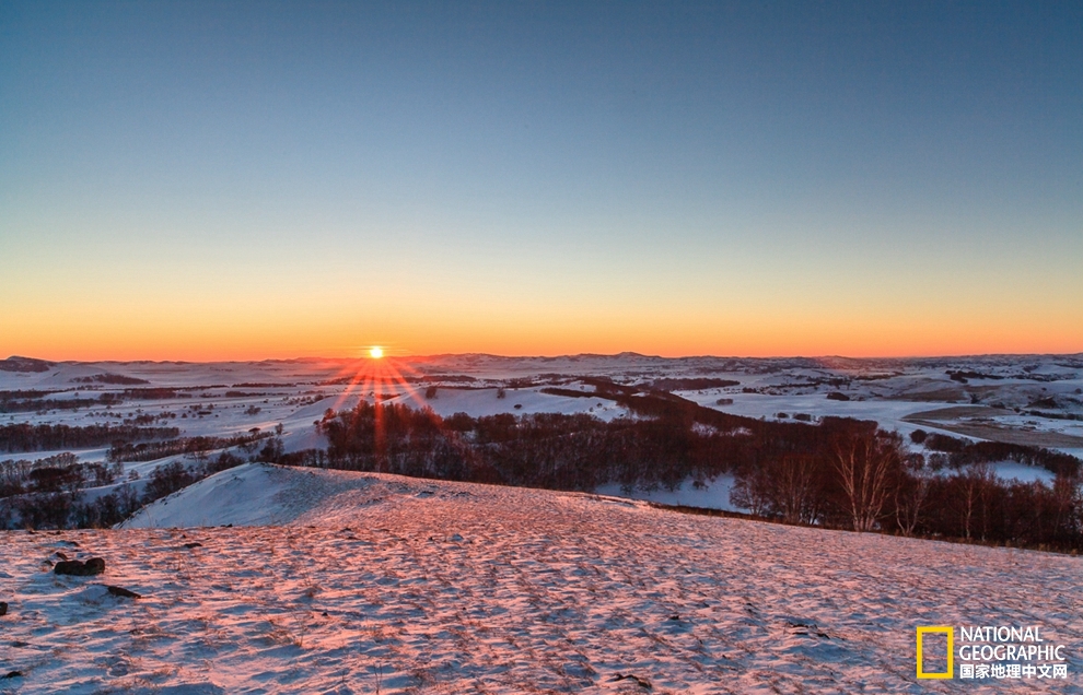 趁冬天还没有来临之前去一趟,一起到坝上去看雪