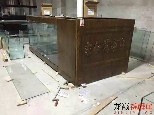 地缸里面漂浮的粉末怎么解决,粘的地缸怎么干得快