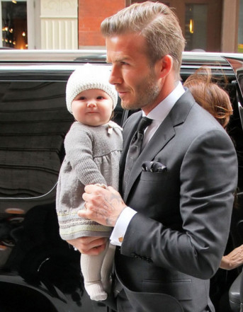 贝克汉姆女儿小七的图片,贝克汉姆女儿小七近照