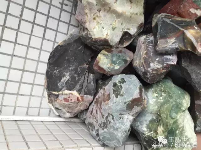 印度七彩玛瑙作品欣赏,印度七彩玛瑙珠