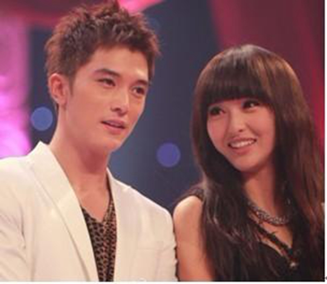 原来唐嫣爱过黄宗泽？总被花心男星伤害的她，现在终于幸福了