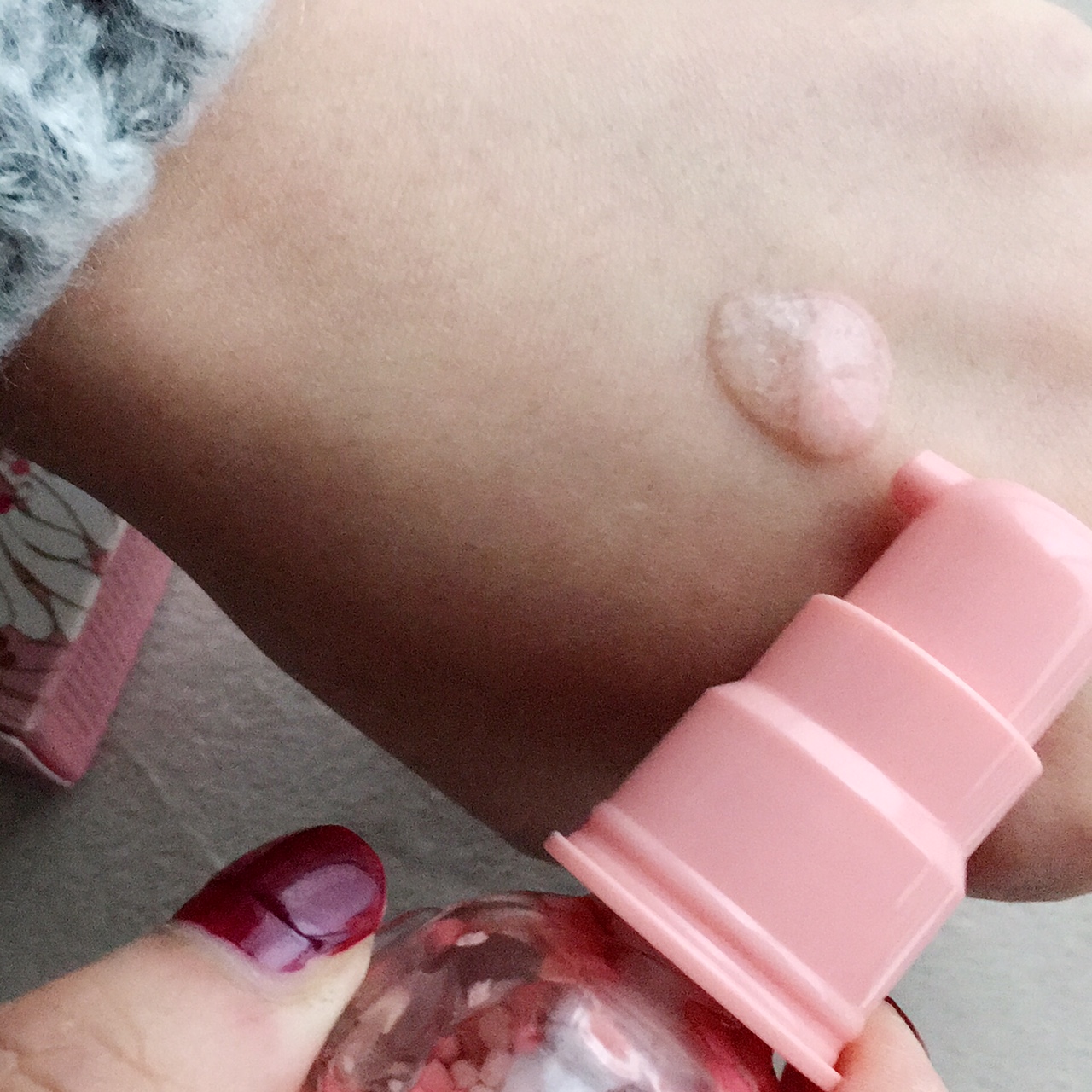 日本pauljoe搪瓷隔离霜妆前乳,pauljoe高效保湿调色妆前隔离霜