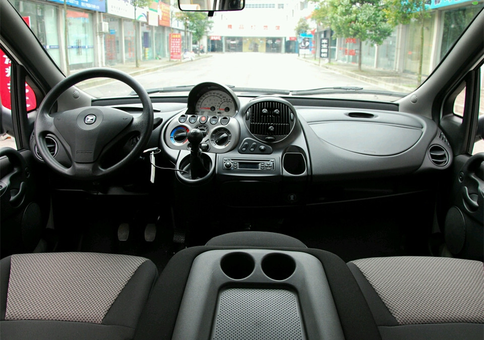 众泰汽车有6座,6座众泰汽车