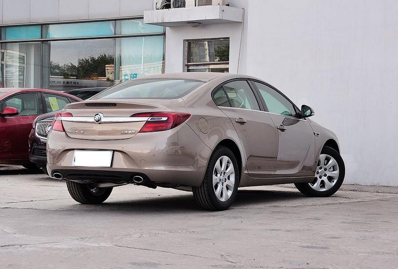 君威做工粗糙车身缝隙大,11款君威和23款做工区别