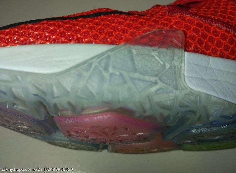 lbj战士12实战评测,lbj12对比13