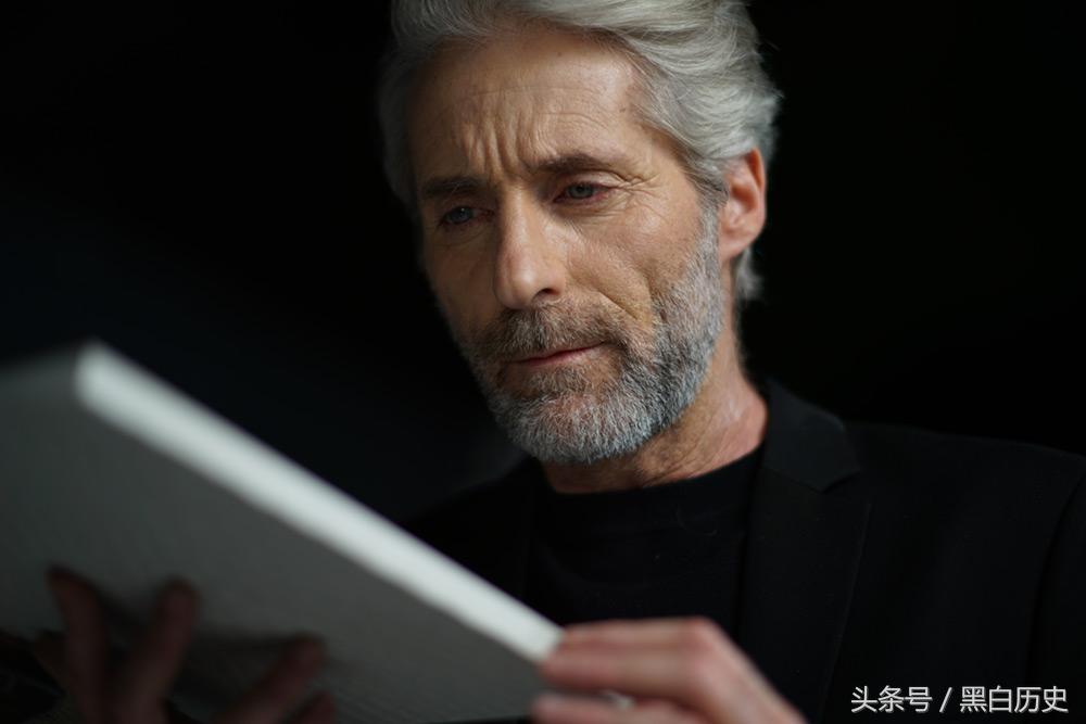 爱因斯坦评价最高的十大科学家,最伟大的科学家爱因斯坦