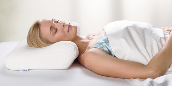 怎么提醒男朋友情人节送礼物 (怎么回复男朋友送的情人节礼物)