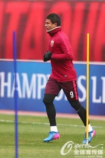 上港球员王燊超最新消息,上海上港球员卡瓦略