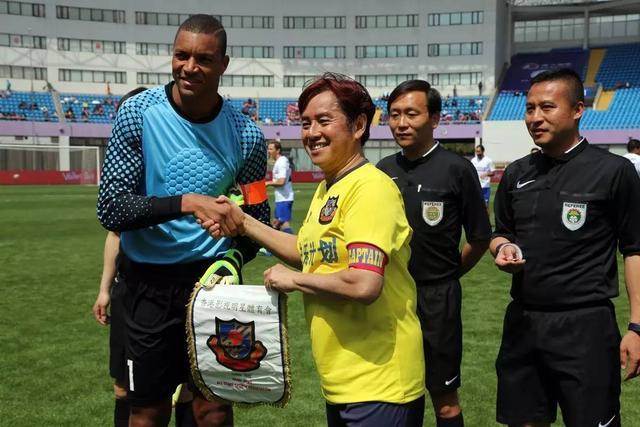 鹿晗足球基本功,鹿晗足球水平到底怎么样