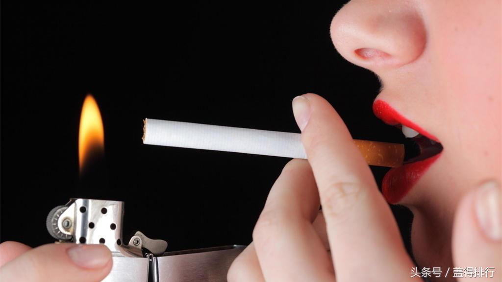 当你吸烟吸得感觉难受时 (当我们吸烟时我们在吸什么)