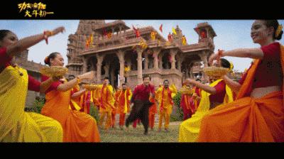 成龙唯一的1部饰演大反派的电影,成龙最近几年的电影烂片