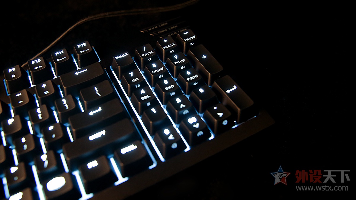 酷冷至尊烈焰枪测评,酷冷至尊烈焰枪多功能