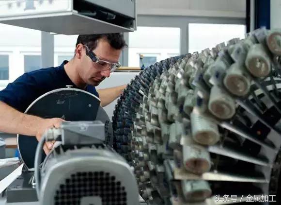 世界上最震撼的巨物,世界十大工业巨无霸