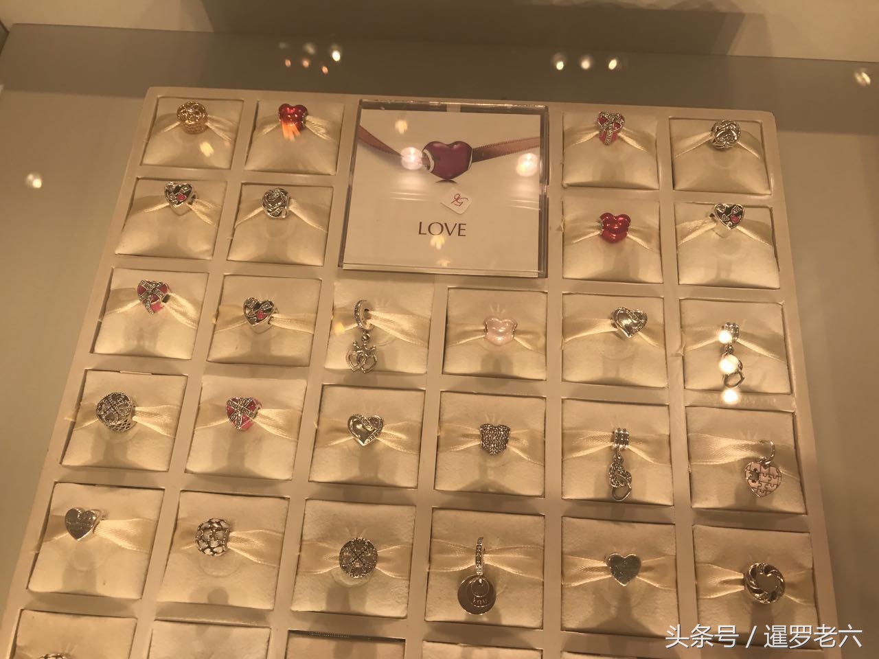 泰国潘多拉专柜,泰国的潘多拉多少钱一个