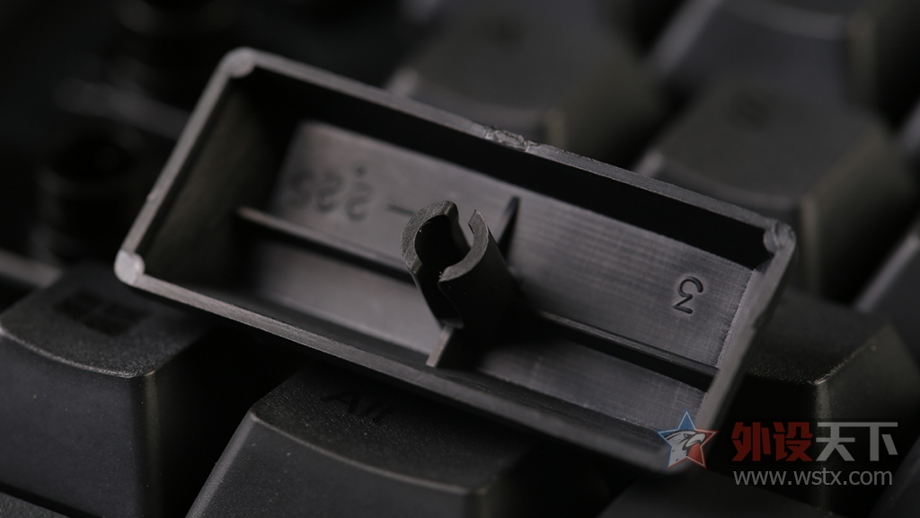 利奥博德键盘型号区别,利奥博德和燃风键盘对比