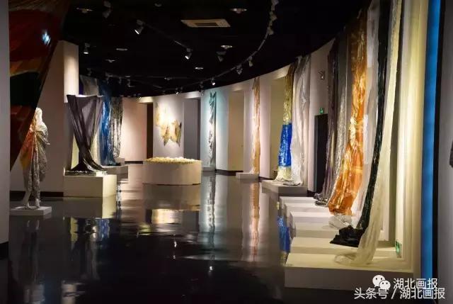 一件布衣足矣,一介布衣是什么意思