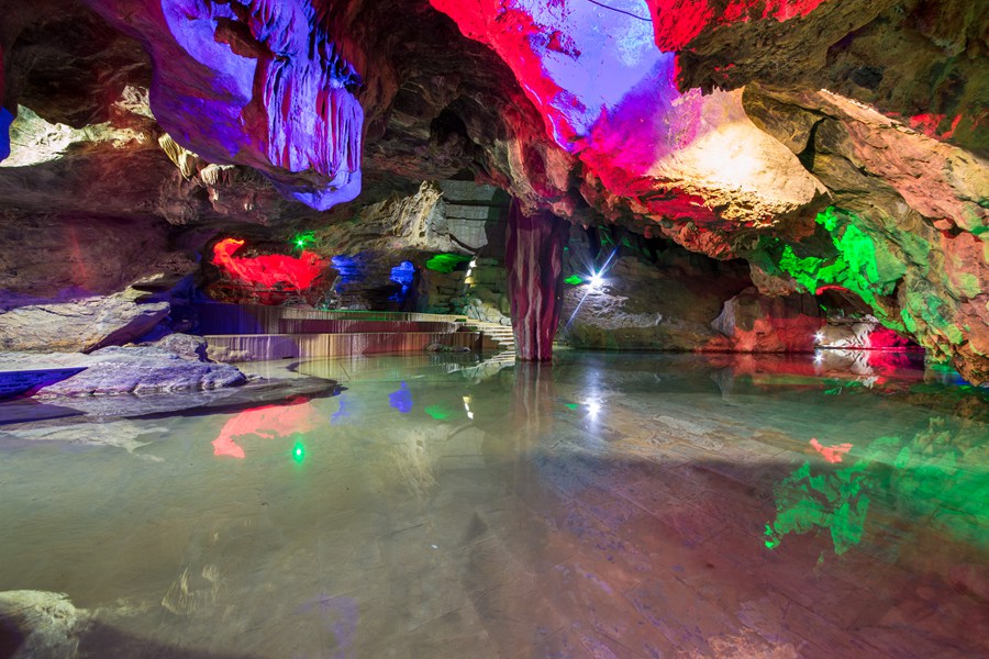 你以为的温泉是这样的,你泡过正真的温泉吗