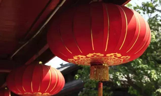 中国和日本灯笼有什么同样的影响,中国灯笼和日本灯笼对比