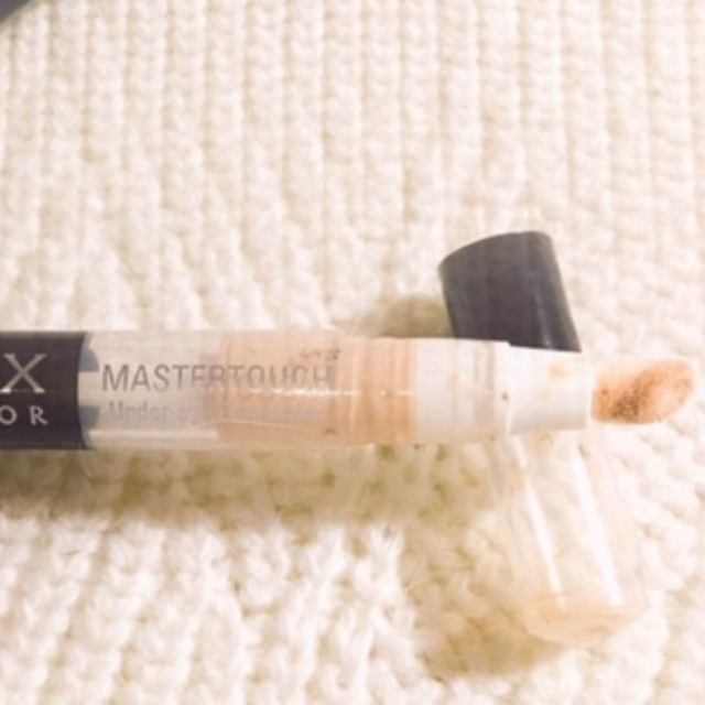 种草丨熬夜加班狗必备的遮瑕神器！