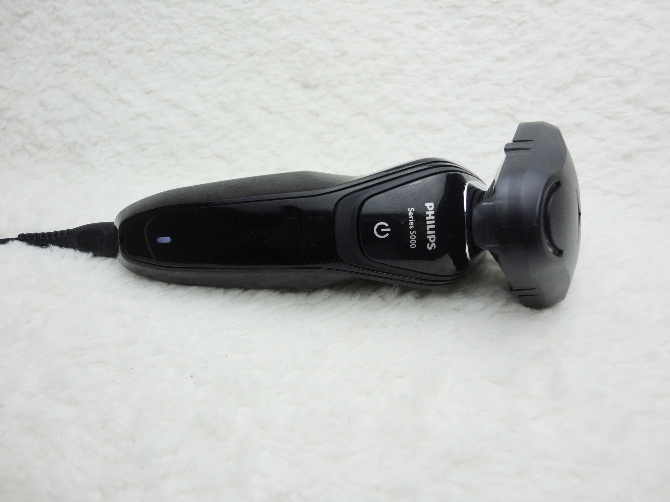 男人的“面子”——飞利浦电动剃须刀测评