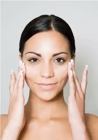 拯救干皮小妙招脸部,大干皮快速拯救方法