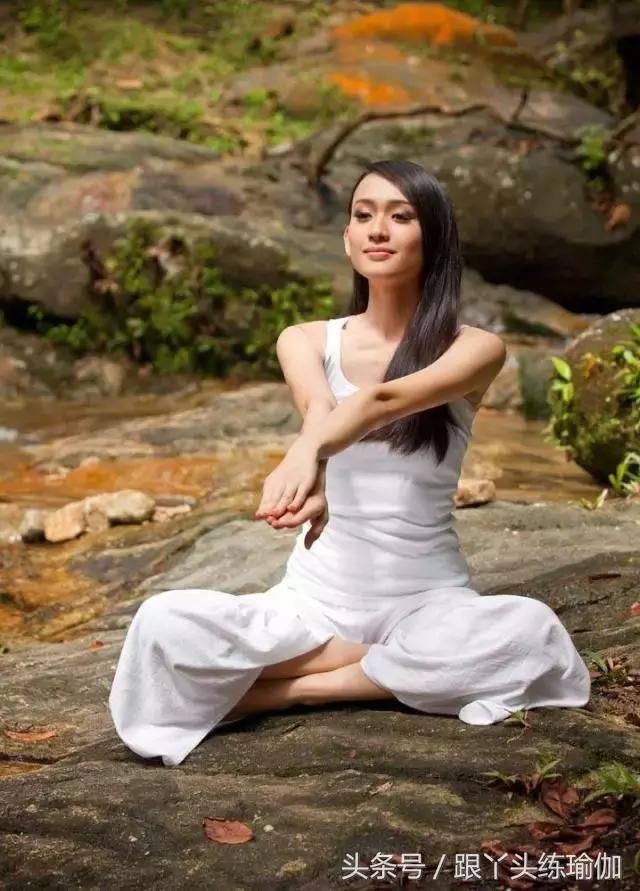 骨盆恢复瑜伽,产后10个瑜伽动作瘦臀