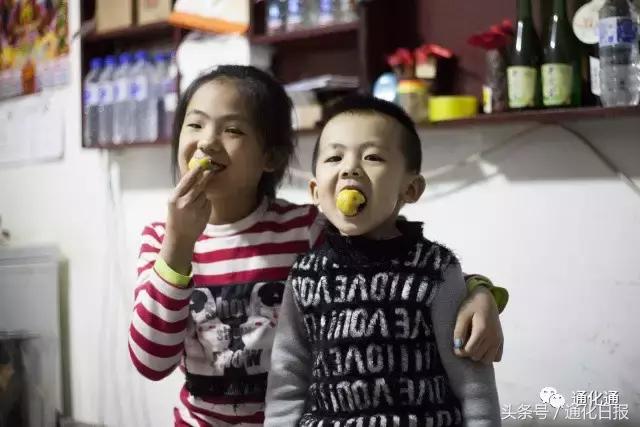 山城小巷红豆飘香｜“豆包西施”小萍的一天