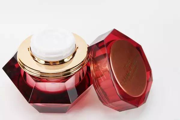 韩国红蜗牛霜,伊思白蜗牛霜好用吗