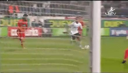 他是菲戈接班人、C罗艳羡的大哥,败走豪门后助葡萄牙夺欧洲杯!