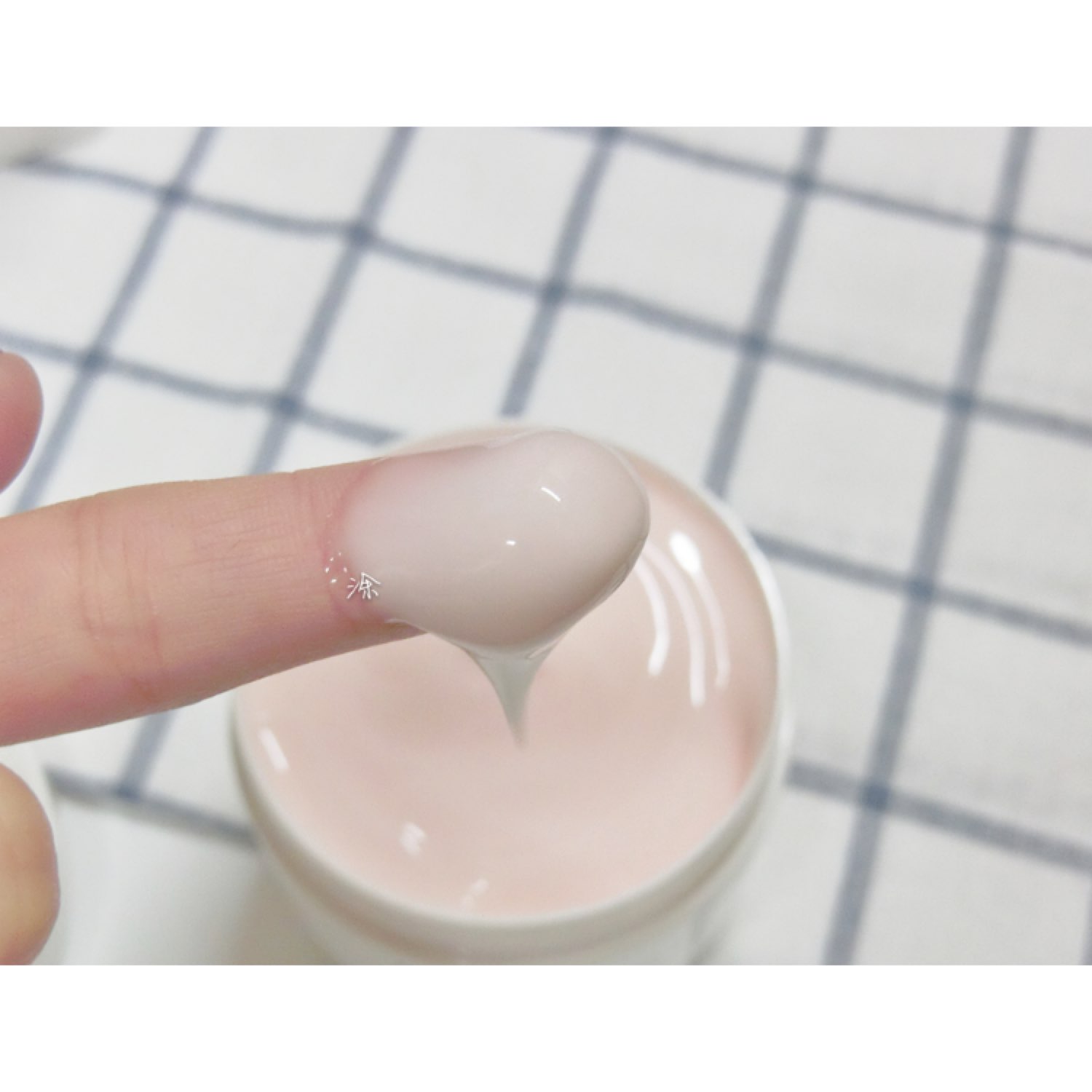 毛孔粗大闭口痘痘粉刺怎么护肤,粉刺闭口的护肤知识