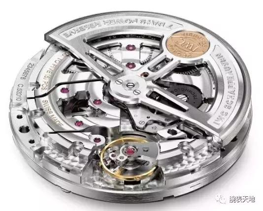 我看着你转身离去,我看见一棵树