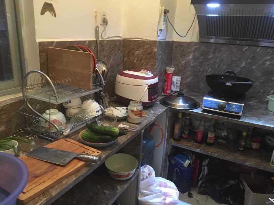 水槽下水道油垢堵塞怎样处理,厨房水槽清理油垢小妙招