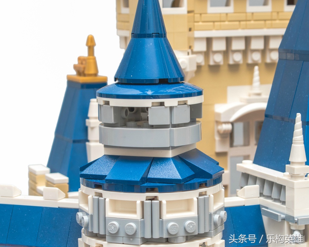迪士尼乐高城堡对比,乐高新旧迪士尼城堡推荐