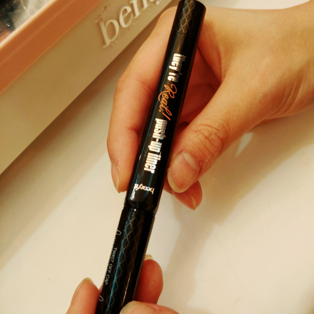 老爸评测眼线笔推荐,rozo眼线笔评测
