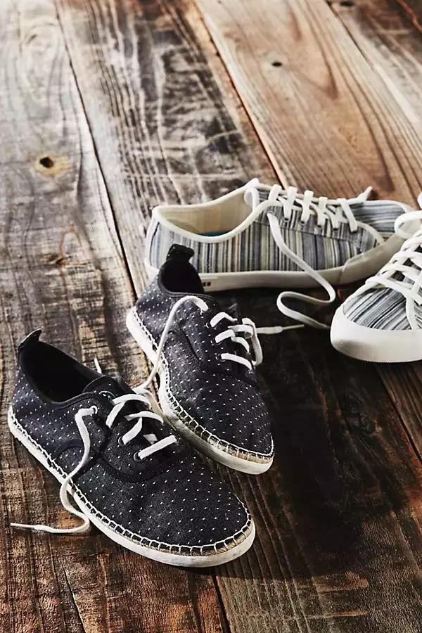 满大街的同款鞋，感觉好掉价！另辟蹊径竟发现这些超值大牌鞋款